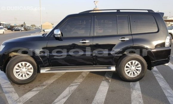 Comprar Importar Mitsubishi Pajero Preto Carro em Import - Dubai em Bengo Province Comprar Importar Mitsubishi Pajero Preto Carro em Import - Dubai em Bengo Province