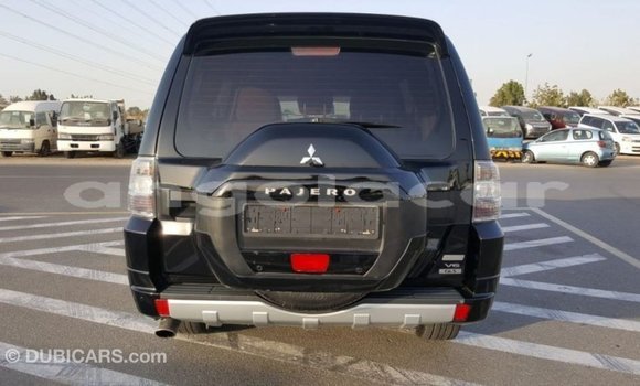 Comprar Importar Mitsubishi Pajero Preto Carro em Import - Dubai em Bengo Province Comprar Importar Mitsubishi Pajero Preto Carro em Import - Dubai em Bengo Province