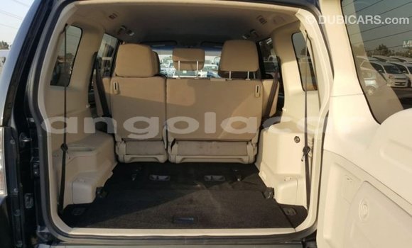 Comprar Importar Mitsubishi Pajero Preto Carro em Import - Dubai em Bengo Province Comprar Importar Mitsubishi Pajero Preto Carro em Import - Dubai em Bengo Province