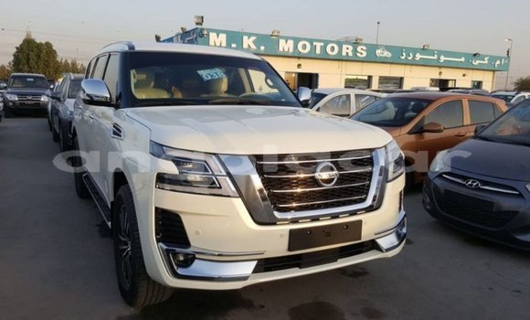 Comprar Importar Nissan Patrol Branco Carro em Import - Dubai em Bengo Province Comprar Importar Nissan Patrol Branco Carro em Import - Dubai em Bengo Province