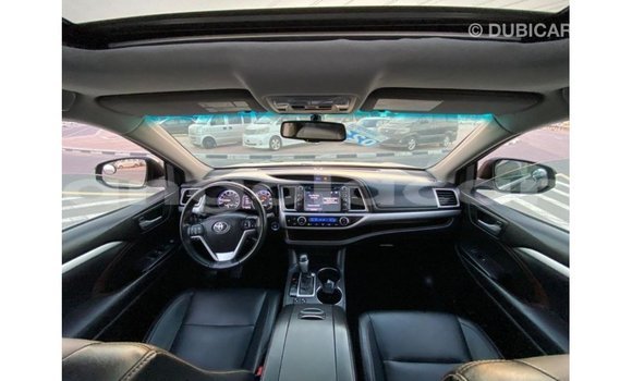 Comprar Importar Toyota Highlander Preto Carro em Import - Dubai em Bengo Province Comprar Importar Toyota Highlander Preto Carro em Import - Dubai em Bengo Province