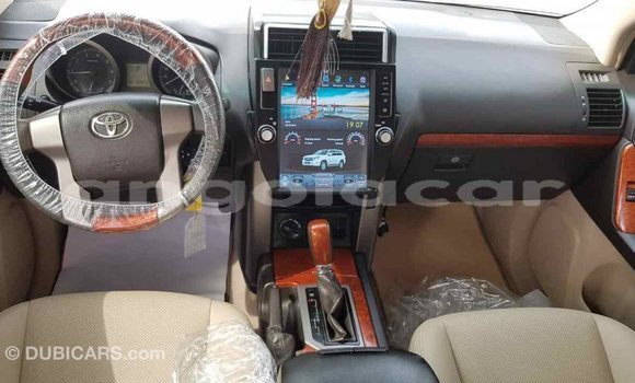 Comprar Importar Toyota Prado Branco Carro em Import - Dubai em Bengo Province Comprar Importar Toyota Prado Branco Carro em Import - Dubai em Bengo Province