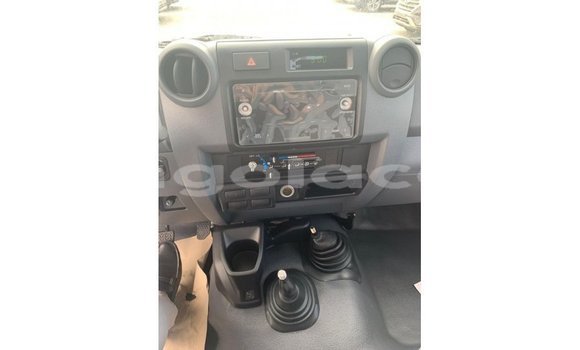 Buy Import Toyota Land Cruiser White Car in Import - Dubai in Bengo Province Buy Import Toyota Land Cruiser White Car in Import - Dubai in Bengo Province