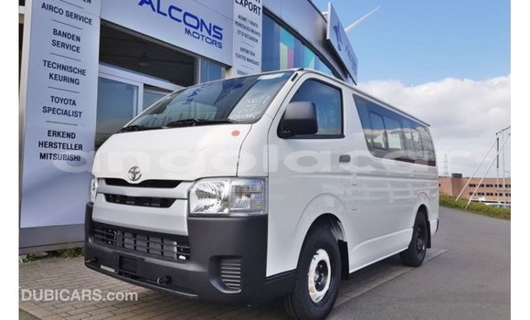 Buy Import Toyota Hiace White Car in Import - Dubai in Bengo Province Buy Import Toyota Hiace White Car in Import - Dubai in Bengo Province