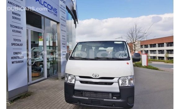 Buy Import Toyota Hiace White Car in Import - Dubai in Bengo Province Buy Import Toyota Hiace White Car in Import - Dubai in Bengo Province