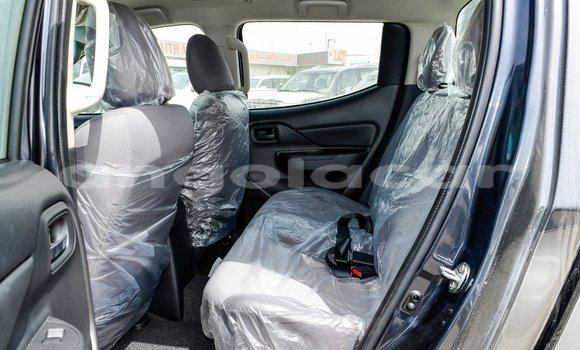 Buy Import Mitsubishi L200 Black Car in Import - Dubai in Bengo Province Buy Import Mitsubishi L200 Black Car in Import - Dubai in Bengo Province