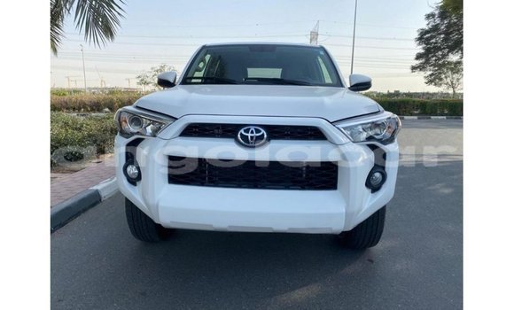 Buy Import Toyota 4Runner White Car in Import - Dubai in Bengo Province Buy Import Toyota 4Runner White Car in Import - Dubai in Bengo Province