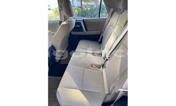 Buy Import Toyota 4Runner White Car in Import - Dubai in Bengo Province Buy Import Toyota 4Runner White Car in Import - Dubai in Bengo Province