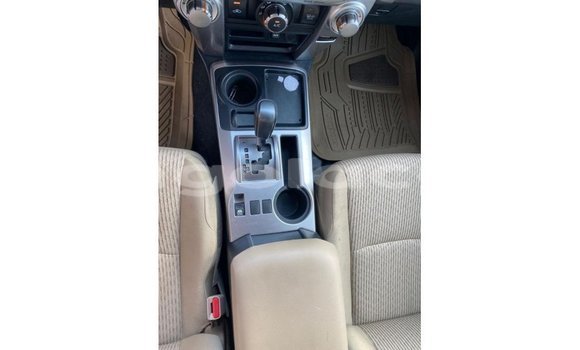 Buy Import Toyota 4Runner White Car in Import - Dubai in Bengo Province Buy Import Toyota 4Runner White Car in Import - Dubai in Bengo Province