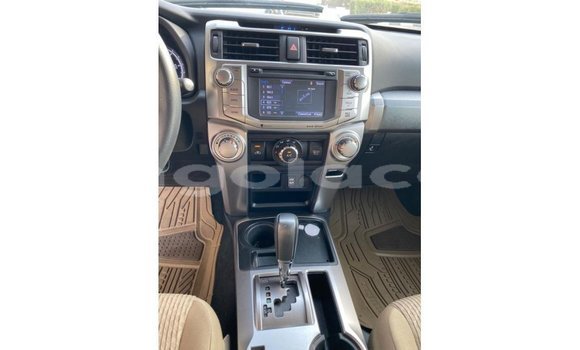 Buy Import Toyota 4Runner White Car in Import - Dubai in Bengo Province Buy Import Toyota 4Runner White Car in Import - Dubai in Bengo Province