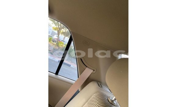 Buy Import Toyota 4Runner White Car in Import - Dubai in Bengo Province Buy Import Toyota 4Runner White Car in Import - Dubai in Bengo Province