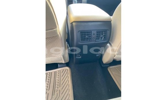 Buy Import Toyota 4Runner White Car in Import - Dubai in Bengo Province Buy Import Toyota 4Runner White Car in Import - Dubai in Bengo Province