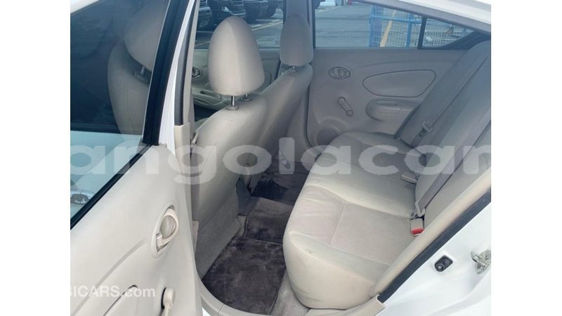 Big with watermark nissan sunny bengo province import dubai 7509