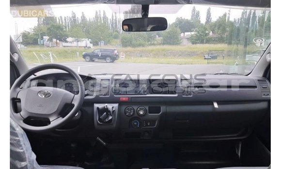 Buy Import Toyota Hiace White Car in Import - Dubai in Bengo Province Buy Import Toyota Hiace White Car in Import - Dubai in Bengo Province