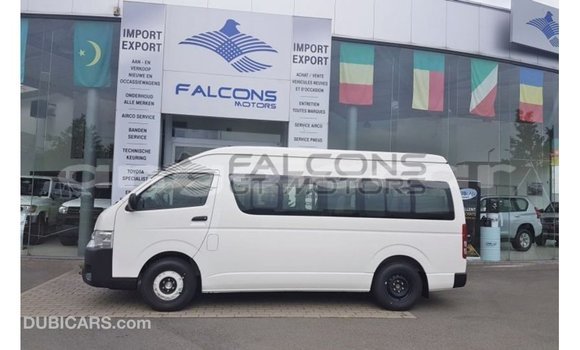 Buy Import Toyota Hiace White Car in Import - Dubai in Bengo Province Buy Import Toyota Hiace White Car in Import - Dubai in Bengo Province