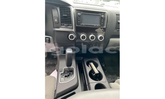 Buy Import Toyota Sequoia White Car in Import - Dubai in Bengo Province Buy Import Toyota Sequoia White Car in Import - Dubai in Bengo Province