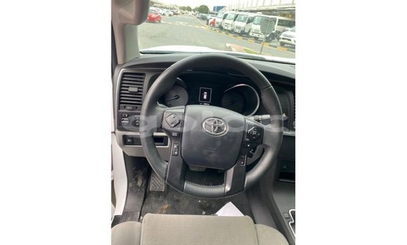 Buy Import Toyota Sequoia White Car in Import - Dubai in Bengo Province Buy Import Toyota Sequoia White Car in Import - Dubai in Bengo Province