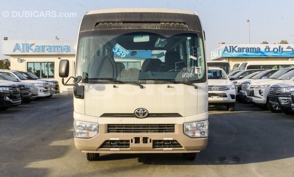 Acheter Import Voiture Toyota Coaster Blanc à Import - Dubai, Province de Bengo Acheter Import Voiture Toyota Coaster Blanc à Import - Dubai, Province de Bengo