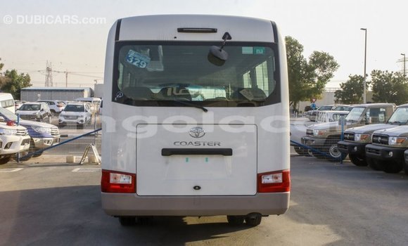 Acheter Import Voiture Toyota Coaster Blanc à Import - Dubai, Province de Bengo Acheter Import Voiture Toyota Coaster Blanc à Import - Dubai, Province de Bengo