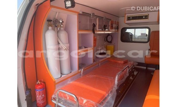 Comprar Importar Hyundai Accent Branco Carro em Import - Dubai em Bengo Province Comprar Importar Hyundai Accent Branco Carro em Import - Dubai em Bengo Province