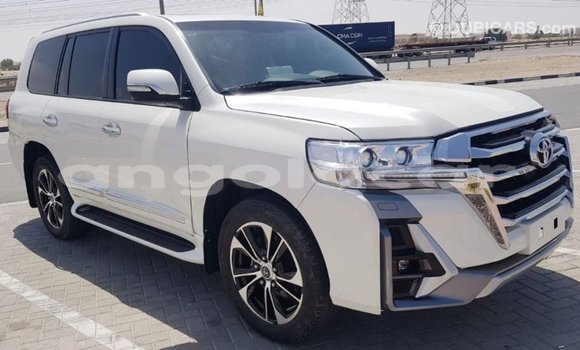 Buy Import Toyota Land Cruiser White Car in Import - Dubai in Bengo Province Buy Import Toyota Land Cruiser White Car in Import - Dubai in Bengo Province