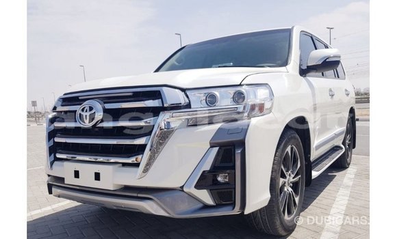 Buy Import Toyota Land Cruiser White Car in Import - Dubai in Bengo Province Buy Import Toyota Land Cruiser White Car in Import - Dubai in Bengo Province