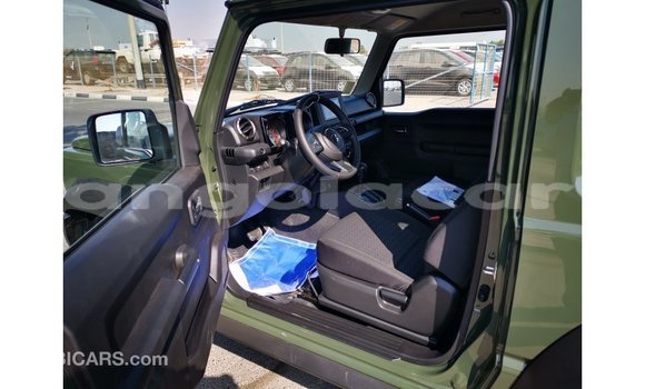 Comprar Importar Suzuki Jimny Verde Carro em Import - Dubai em Bengo Province Comprar Importar Suzuki Jimny Verde Carro em Import - Dubai em Bengo Province