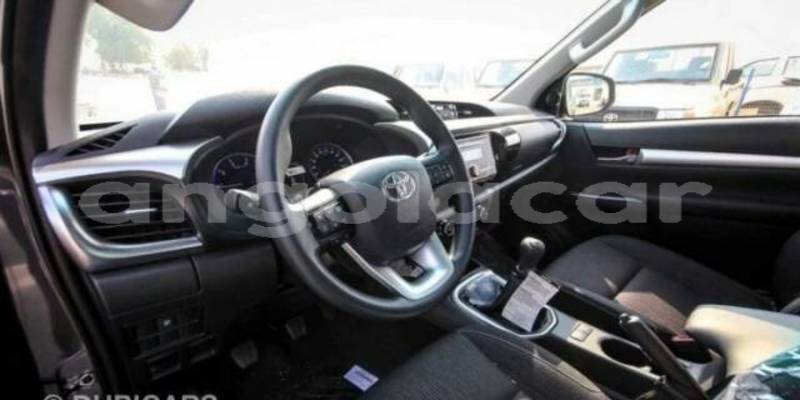 Big with watermark toyota hiace luanda province luanda 7539
