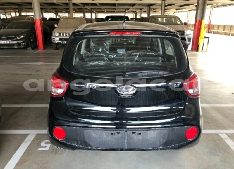 Big with watermark hyundai i10 luanda province luanda 7540