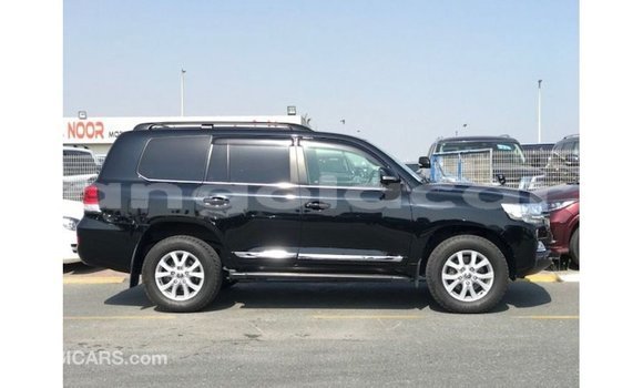 Comprar Importar Toyota Land Cruiser Preto Carro em Import - Dubai em Bengo Province Comprar Importar Toyota Land Cruiser Preto Carro em Import - Dubai em Bengo Province