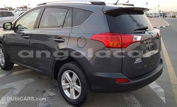 Comprar Importar Toyota RAV4 Outro Carro em Import - Dubai em Bengo Province Comprar Importar Toyota RAV4 Outro Carro em Import - Dubai em Bengo Province