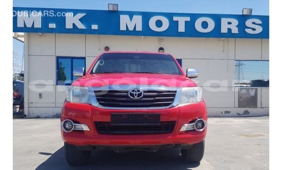 Buy Import Toyota Hilux Red Car in Import - Dubai in Bengo Province Buy Import Toyota Hilux Red Car in Import - Dubai in Bengo Province