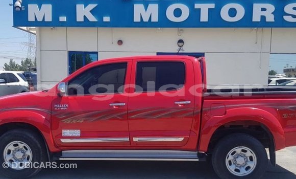 Buy Import Toyota Hilux Red Car in Import - Dubai in Bengo Province Buy Import Toyota Hilux Red Car in Import - Dubai in Bengo Province