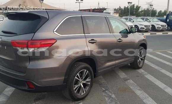 Comprar Importar Toyota Highlander Outro Carro em Import - Dubai em Bengo Province Comprar Importar Toyota Highlander Outro Carro em Import - Dubai em Bengo Province