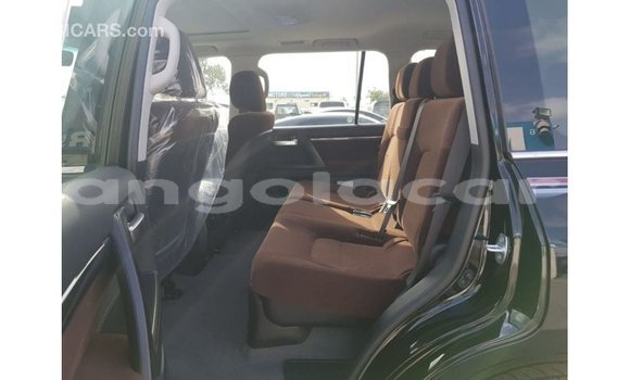 Comprar Importar Toyota Land Cruiser Preto Carro em Import - Dubai em Bengo Province Comprar Importar Toyota Land Cruiser Preto Carro em Import - Dubai em Bengo Province