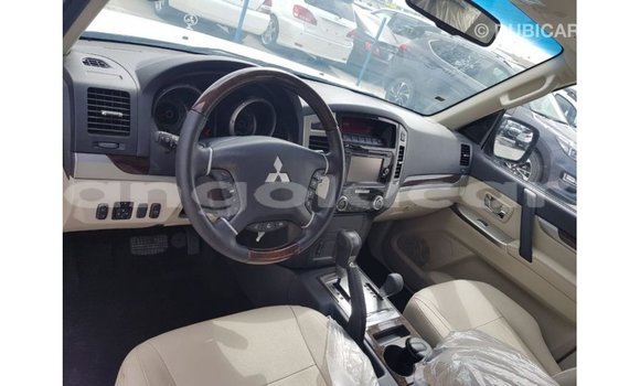 Buy Import Mitsubishi Pajero Red Car in Import - Dubai in Bengo Province Buy Import Mitsubishi Pajero Red Car in Import - Dubai in Bengo Province