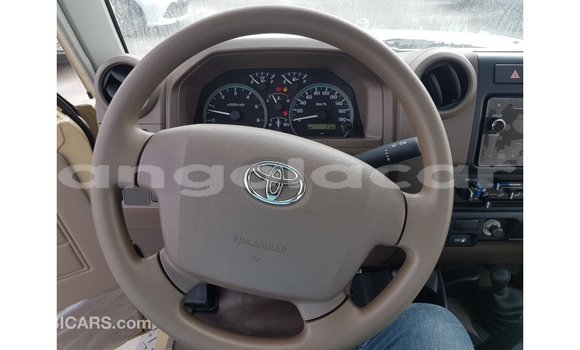 Buy Import Toyota Land Cruiser Beige Car in Import - Dubai in Bengo Province Buy Import Toyota Land Cruiser Beige Car in Import - Dubai in Bengo Province