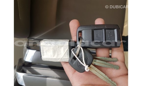 Buy Import Toyota Land Cruiser Beige Car in Import - Dubai in Bengo Province Buy Import Toyota Land Cruiser Beige Car in Import - Dubai in Bengo Province