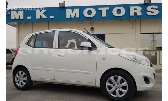 Comprar Importar Hyundai i10 Branco Carro em Import - Dubai em Bengo Province Comprar Importar Hyundai i10 Branco Carro em Import - Dubai em Bengo Province