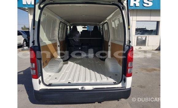 Buy Import Toyota Hiace White Car in Import - Dubai in Bengo Province Buy Import Toyota Hiace White Car in Import - Dubai in Bengo Province