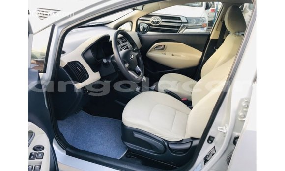 Buy Import Kia Carens Other Car in Import - Dubai in Bengo Province Buy Import Kia Carens Other Car in Import - Dubai in Bengo Province