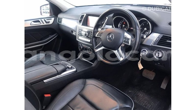 Big with watermark mercedes benz gle bengo province import dubai 7596
