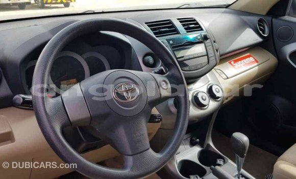Comprar Importar Toyota RAV4 Outro Carro em Import - Dubai em Bengo Province Comprar Importar Toyota RAV4 Outro Carro em Import - Dubai em Bengo Province