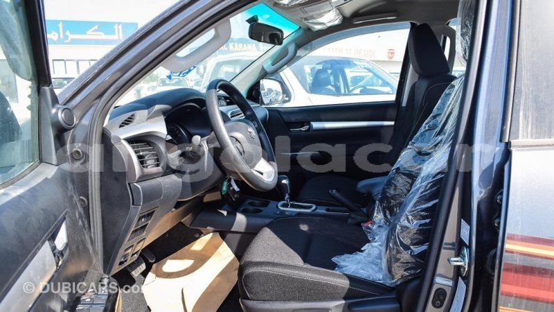 Big with watermark toyota hilux bengo province import dubai 7599