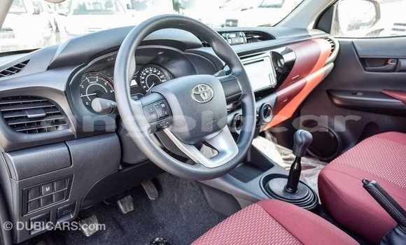 Buy Import Toyota Hilux White Car in Import - Dubai in Bengo Province Buy Import Toyota Hilux White Car in Import - Dubai in Bengo Province