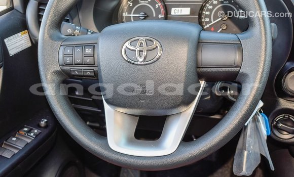 Buy Import Toyota Hilux White Car in Import - Dubai in Bengo Province Buy Import Toyota Hilux White Car in Import - Dubai in Bengo Province