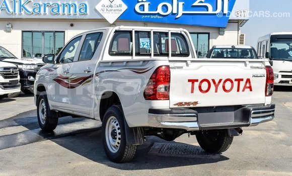 Buy Import Toyota Hilux White Car in Import - Dubai in Bengo Province Buy Import Toyota Hilux White Car in Import - Dubai in Bengo Province