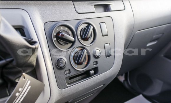 Acheter Import Voiture Nissan Urvan Blanc à Import - Dubai, Province de Bengo Acheter Import Voiture Nissan Urvan Blanc à Import - Dubai, Province de Bengo