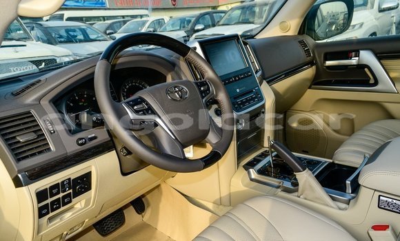 Buy Import Toyota Land Cruiser Black Car in Import - Dubai in Bengo Province Buy Import Toyota Land Cruiser Black Car in Import - Dubai in Bengo Province