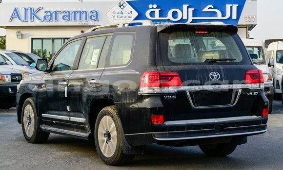 Buy Import Toyota Land Cruiser Black Car in Import - Dubai in Bengo Province Buy Import Toyota Land Cruiser Black Car in Import - Dubai in Bengo Province
